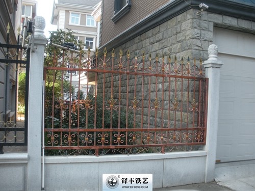 铝艺栅栏铝艺栏杆厂家电话图片