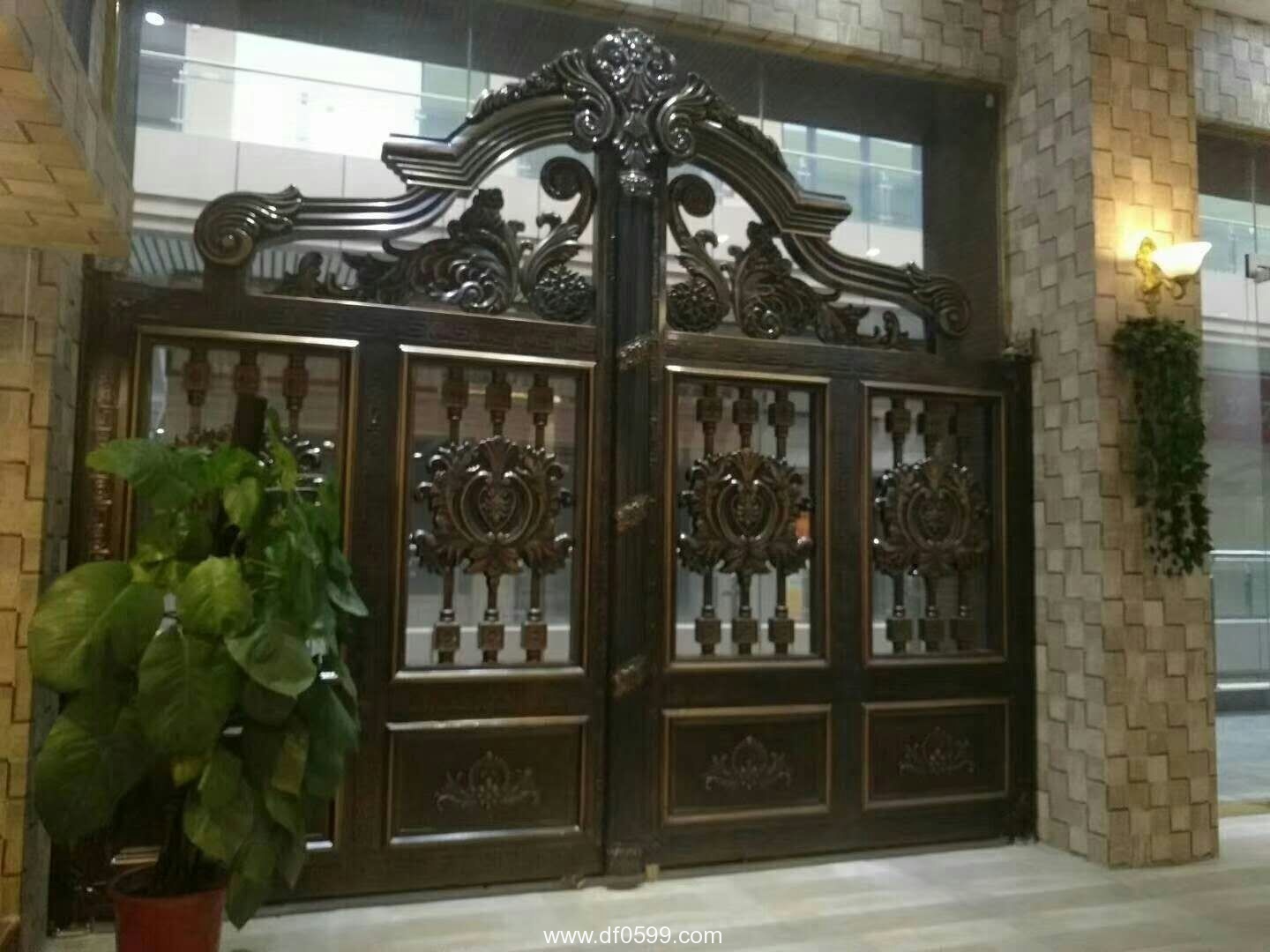 铁艺门也精彩-铁艺大门美图分享
